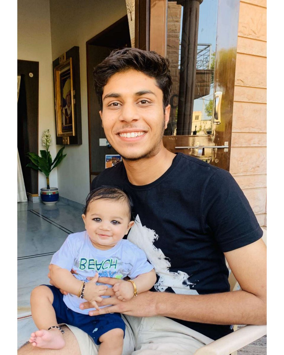 siddharth7___'s tweet photo. Spending quarantine days with you little one, sometimes brings me to my childhood days! 😅😊
Dev Gehlot❤
#quarantinedays🏡 https://t.co/BQtWkXsl17