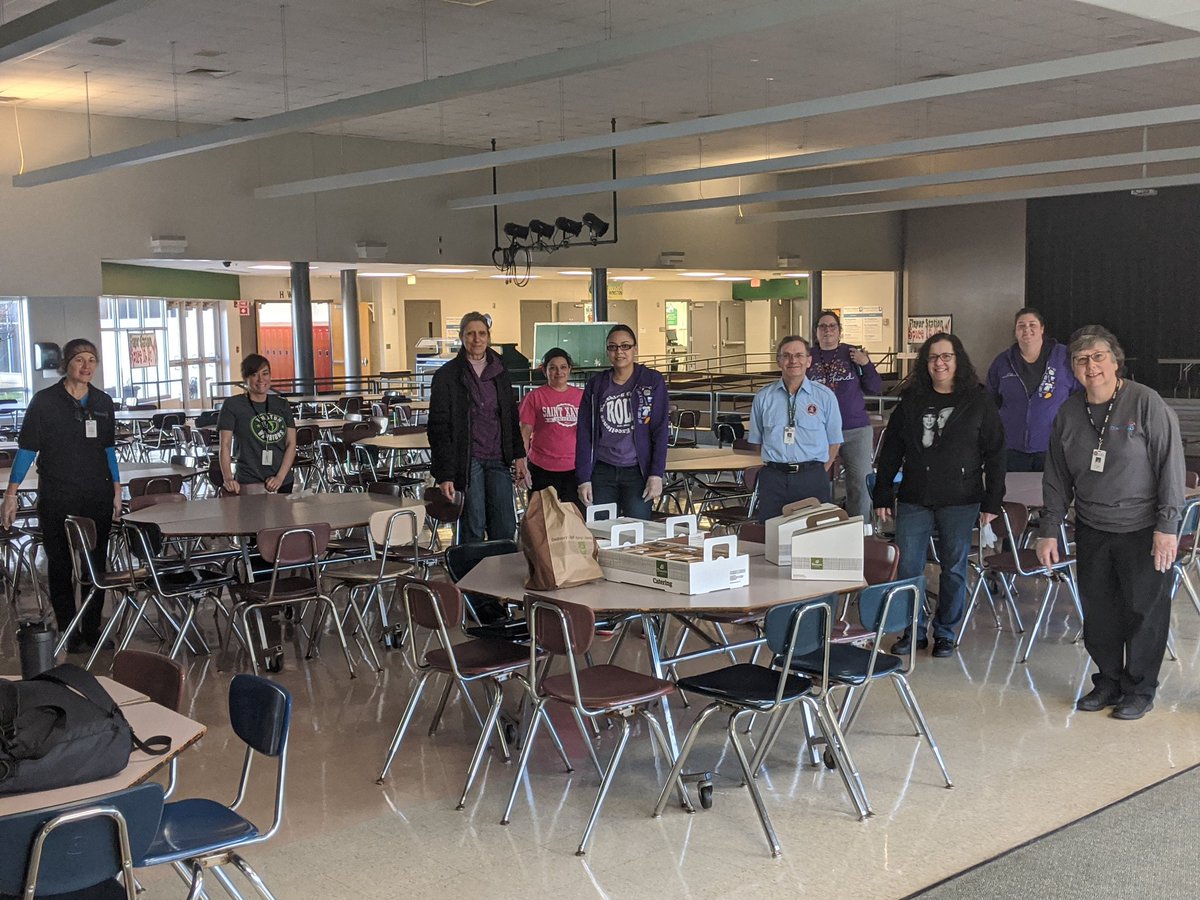 WinstonCampus's tweet photo. When we highlight what makes @winstoncampus great, we always talk about how our staff is a family.

This morning, our certified staff catered breakfast for the Custodial and Nutrition Services staff who continue coming in daily feel ❤️!

#winspired #WeAreWarriors #ProudToBe15 https://t.co/BWaheyr2zW