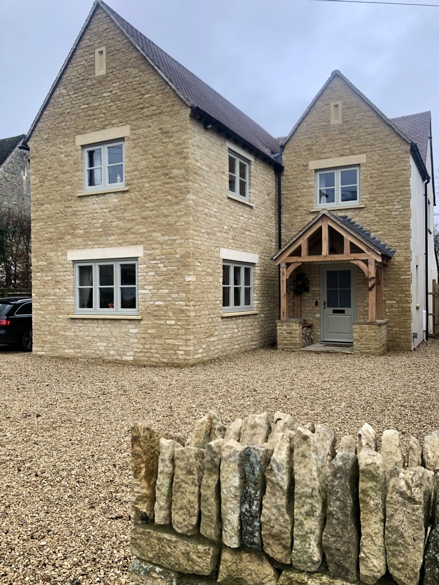 OakByDesign's tweet photo. Our recent Blog - How An Oak Porch Can Add Character to Your Home.
Our recent Blog - How An Oak Porch Can Add Character to Your Home.
#oak #oakporch #blog #addcharacter #madeinyorkshire #localbusiness #York #Harrogate #TheCotswolds #personalised #homesweethome #welcomehome https://t.co/zhy5BoVwYT