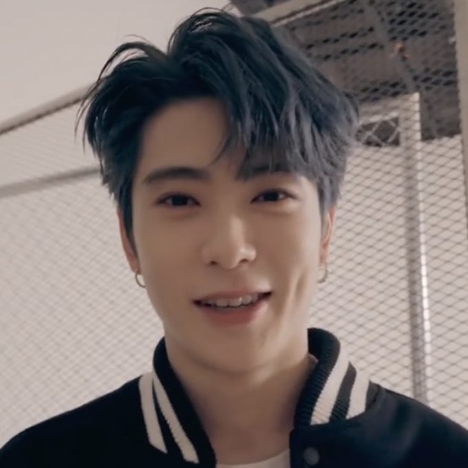 low quality jaehyun tweet media