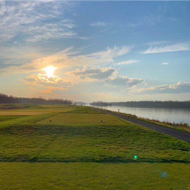 TrumpGolfDC's tweet photo. The perfect social distancing view and sport at @trumpgolfdc! #socialdistancingoutside #potomacriver #springgolf #virginiagolf #trumpnationaldc https://t.co/bh4hB8Ho45