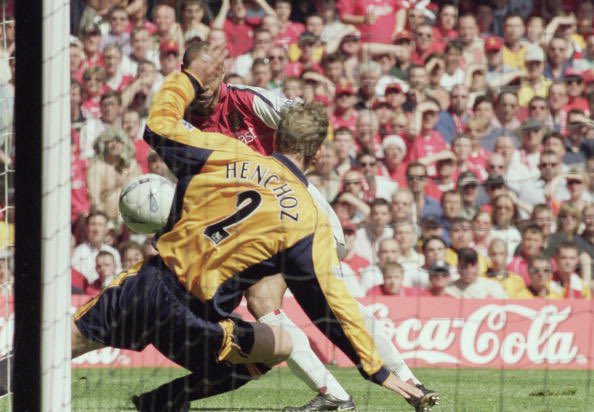 00/01: Stephan Henchoz's blatant handball on the line in the 2001