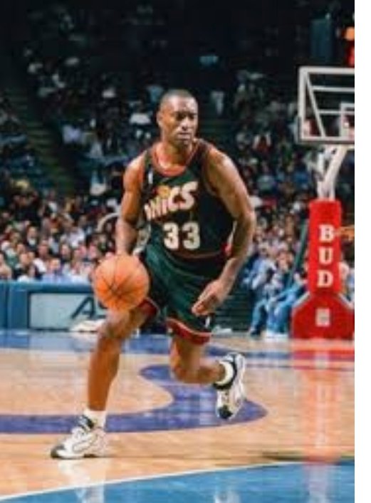 Another underrated athletic ball handling shooter from that era is Hersey Hawkins. He was an allstar & Barkley's num2 on the 1990 76ers tm that the Bulls eliminated. He was also the 4th option (averaging 16ppg) on the 1996 Sonics team that had allstars Kemp, Payton & Detlef