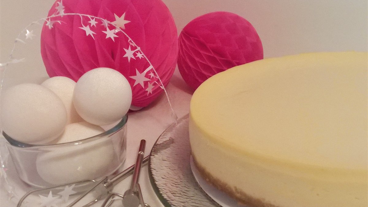 cheesecakewrap's tweet photo. I love #baking #cheesecake!
https://t.co/HreuHbPMEj https://t.co/QfmPXNNvHm