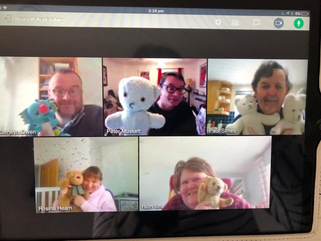 RYACymruWales's tweet image. Team catch up sees everyone finding their teddies to put in the windows to amuse the children as they pass their houses on their daily walks #COVID19 #coffeebreak #panad3 #teddies #teddybearhunt