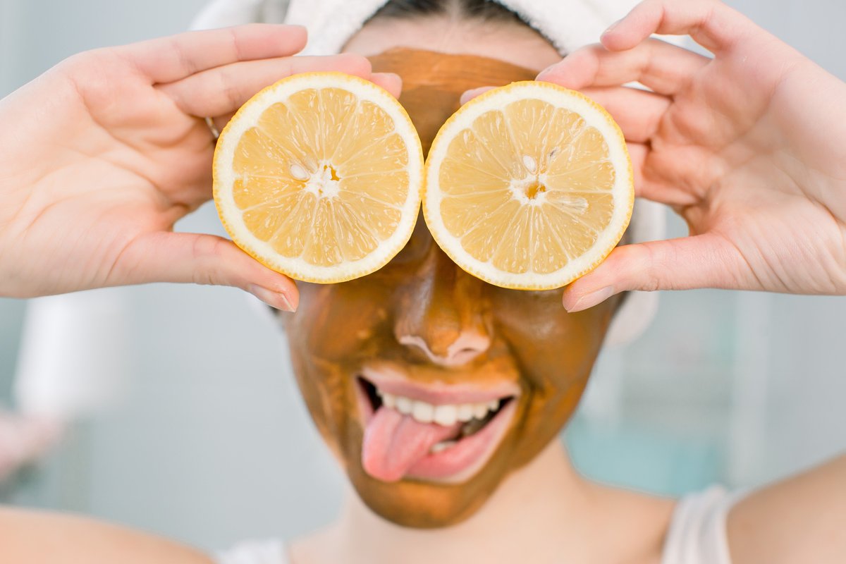 bioaddict's tweet photo. 10 recettes faciles et économiques pour réaliser des soins beauté 100% naturels et bio avec des ingrédients de la cuisine 👉🍋🍅🥥🥑 https://t.co/lb52qjnVn5 #confinement https://t.co/WzZUyDCN0S