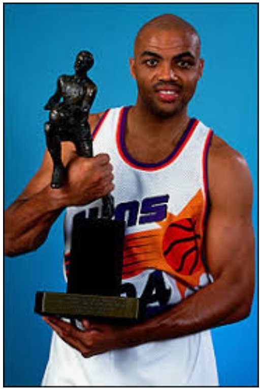 Now let's talk about HOFer, dream teamer & MVP Charles Barkley. An undersized PF that DOMINATED the bigs of his era. He didn't care if you were a 7'0 allstar he would get his 20+ pts & 10+ rebs. Barkley would take the reb & go coast to coast becuz he was big & super athletic