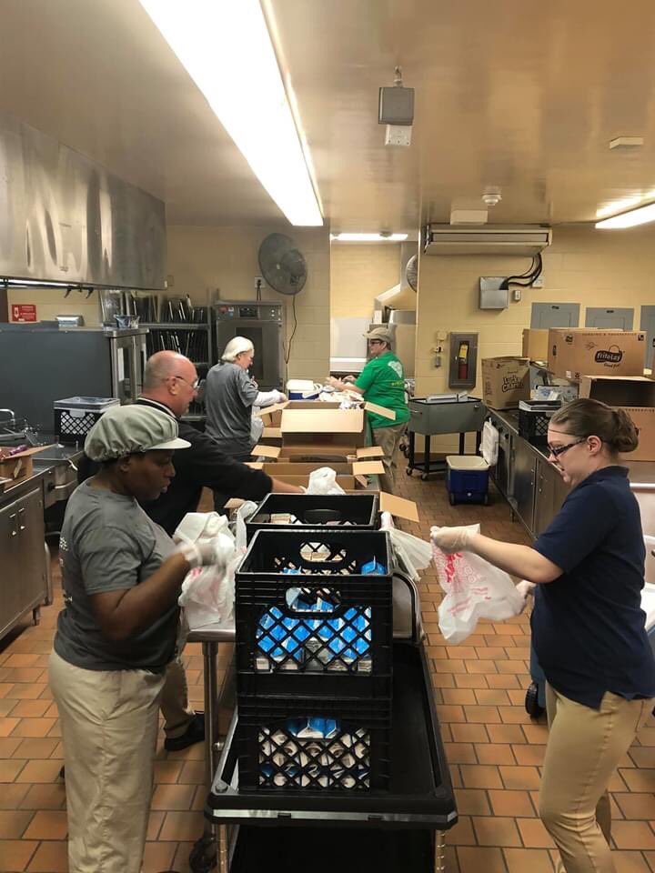 lexonefsn's tweet photo. “Your passion becomes your legacy when you serve others, being who you are, doing what you love.” -Anonymous
#servingthroughcovid19
#lexonefsnserves
#lexonefsndelivers
#feedingourfuture
@lexingtonone https://t.co/zgZYzEALh1
