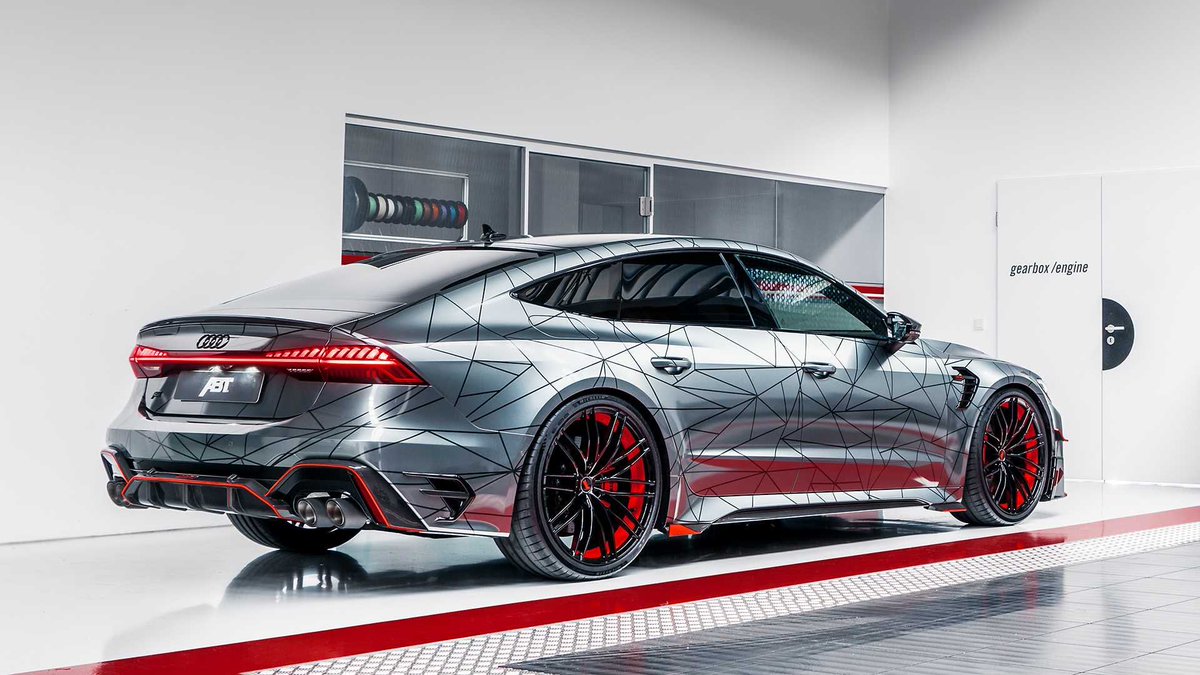 costa_carphoto's tweet photo. Le préparateur ABT présente sa nouvelle création: L’Audi RS7-R ABT !
Au programme, une Audi RS7 totalement modifiée. Sous le capot, 740ch et 920nm de couple ! Un covering et des éléments aérodynamiques en carbone. 
125 exemplaires seront produits.
[Prix du pack: 69.900€] https://t.co/GCtxbrB5Xs