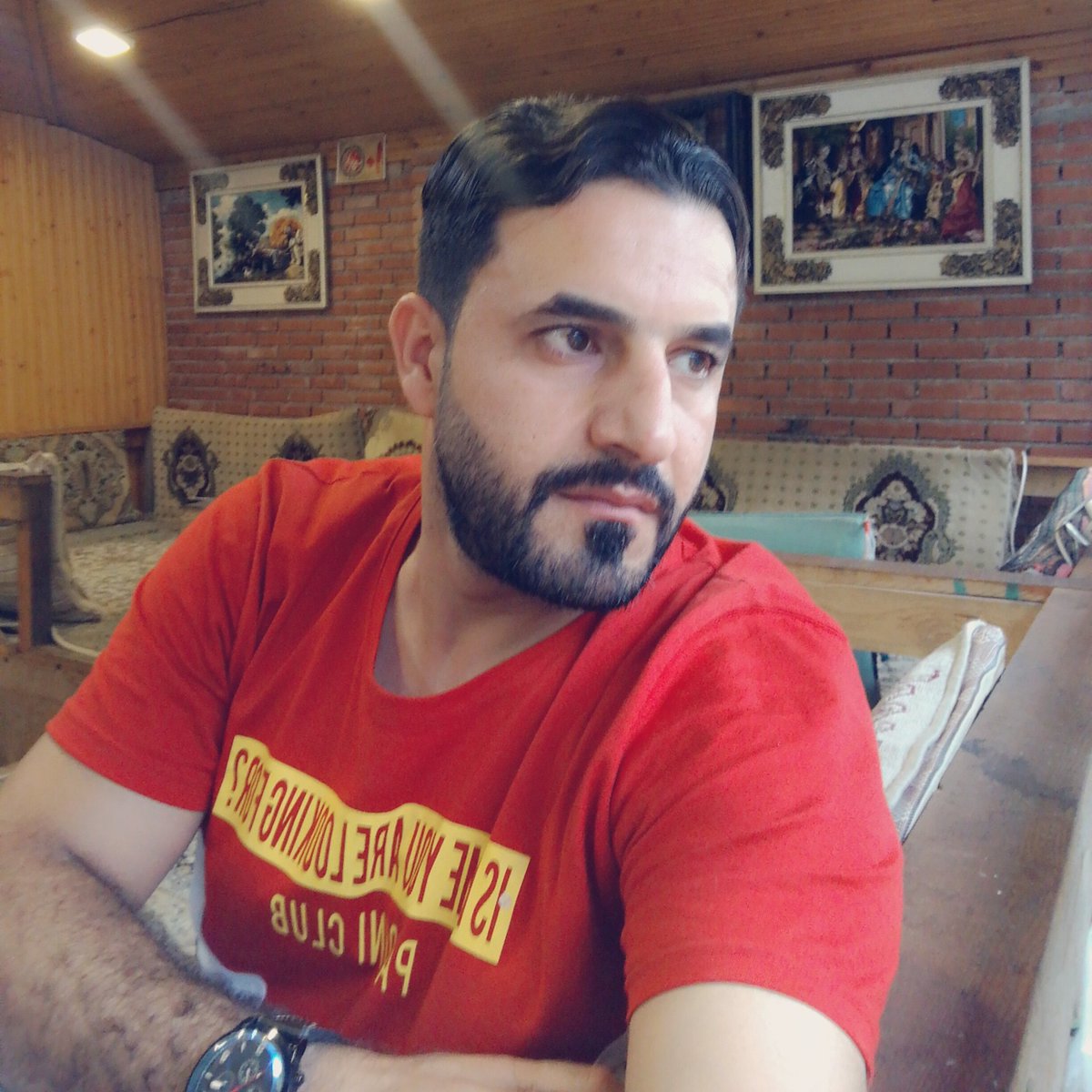 ComRgo's tweet image. #صورة_ملف_شخصي_جديدة