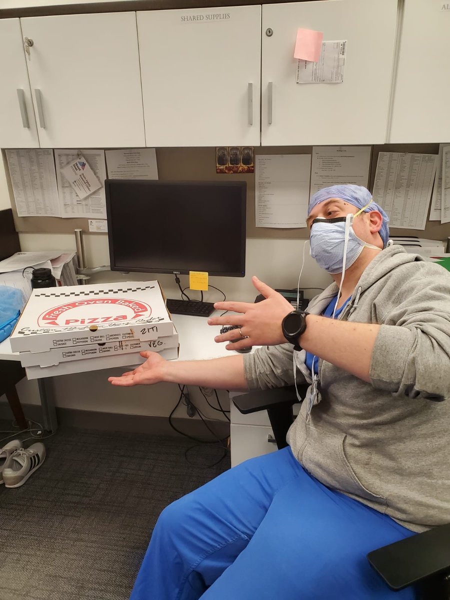 weinberg81's tweet photo. What's @kosher19_ been up to today? Thanks to volunteers + donors, we're delivering TONS of pizzas to frontline heroes of healthcare 🩺

Keep donating so we can keep giving! https://t.co/JH4RBf3dfP

These went to Mt. Sinai @MSMorningside.

#kosher19 #coronavirus #SomeGoodNews https://t.co/5DWj3xkVty