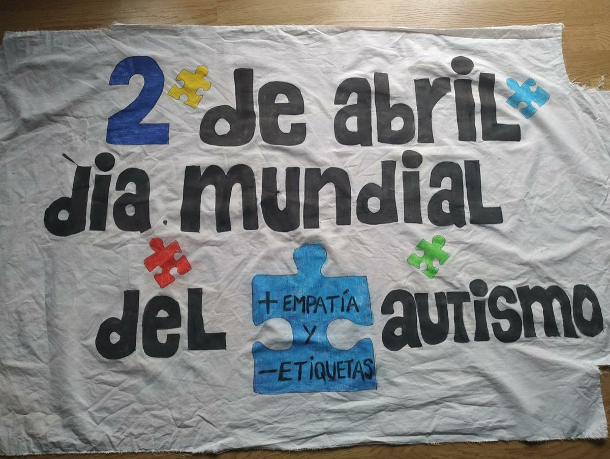 AprenemAutisme's tweet photo. Recorda que al nostre Facebook trobaràs totes les imatges d'aquesta jornada #2abril #diamundialautisme! Moltes gràcies a tots i totes pel vostre suport! #acasadeblau #CONNECTATALBLAU 💙💙

 👉🏻https://t.co/F4QcGmg4cf https://t.co/z6jnhMg45Y