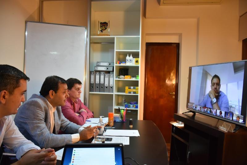 infomisionesnet's tweet photo. El Gobernador Herrera anunció un paquete de medidas económicas en videoconferencia https://t.co/QjaDrJd5bn https://t.co/ZeJQNJnppN