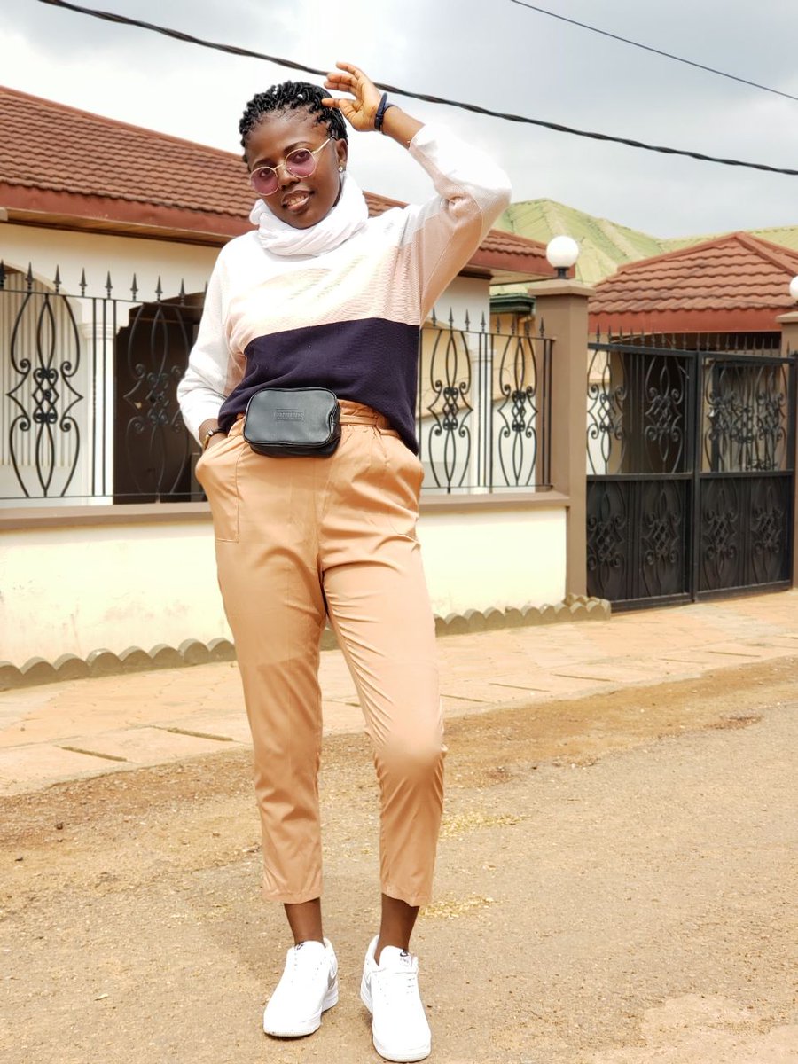 Glam_andTech's tweet photo. Récap Challenge Glam de la semaine
La thématique cette fois était "Créer un look original avec un pull". La pièce obligatoire était le #Pull
Merci à tous ceux qui ont joué le jeu 😎. Les #looks étaient magnifiques
#glamandtech https://t.co/wnknpXdSTT