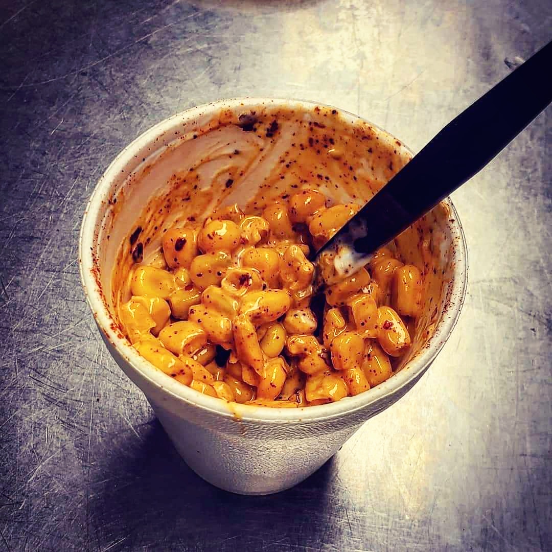 suchinacooks's tweet photo. Elote en Vaso. The (buttery, mayo'd, parmesan-ed, rich Mexican spiced) simple things in life!

#cook #cooking #corn #elote #butter #mayonnaise #mayo #parmesan #cheese #spice #mexican #nahuatl #delicious #deliciousness #food #foodie #foodporn 
#foodpornography #foodphotography https://t.co/0ha757L880