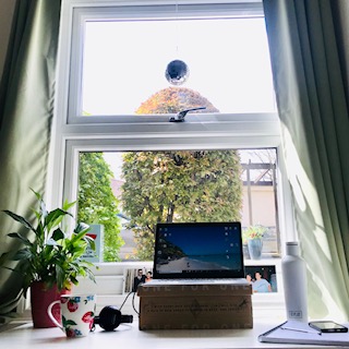 evokefilms's tweet photo. We Evokers are certainly making the most of the extra hours in the day and staying connected every day through our virtual offices, and here is today's...

NAME: Nicky

ROLE AT EVOKE: Senior Manager - Research and Rights

WHERE ARE YOU WORKING.. (cont in comments) https://t.co/RR27s3AdsR