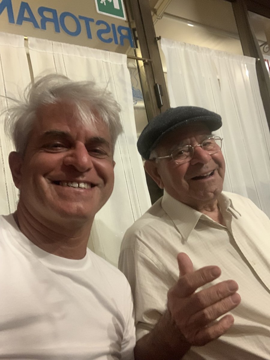 lorenoquerceto's tweet photo. Ciao babbo❤️ https://t.co/CvKewpPy4n