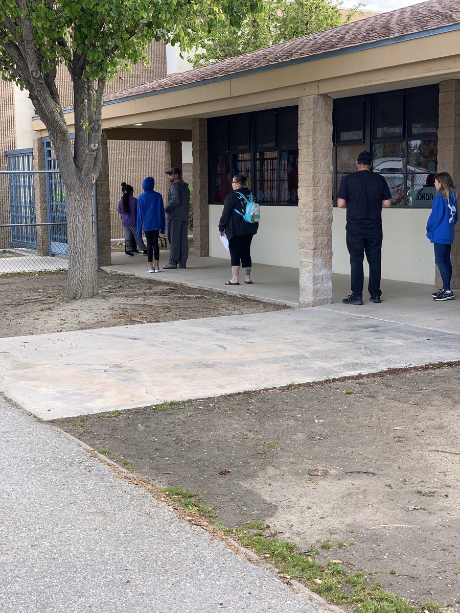 Day 2 of Chromebook deployment! <a href="/HartHawks/">Hart Elementary</a> <a href="/PBVUSD/">Panama-Buena Vista Union School District</a>