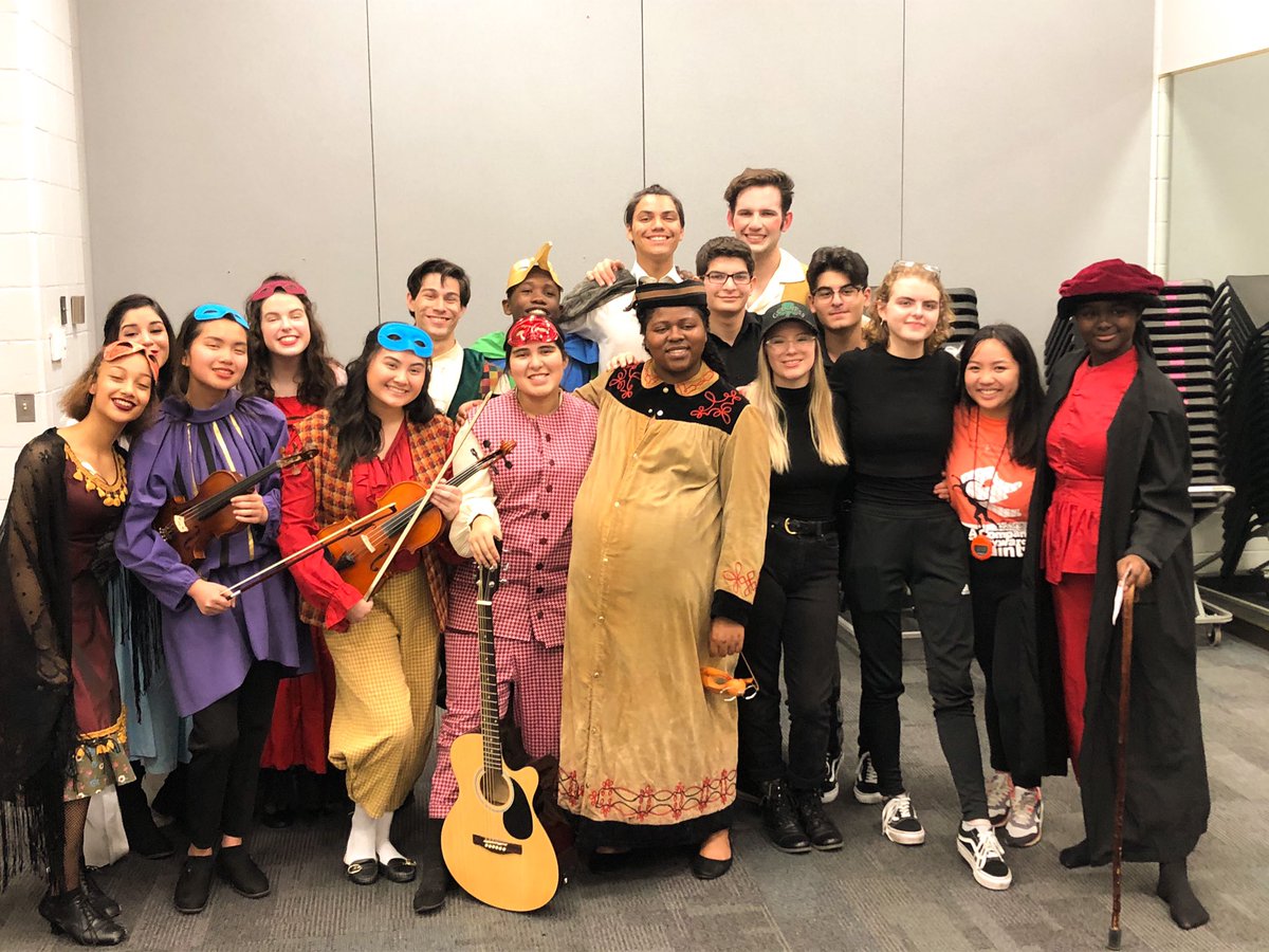 Going down a timeline of Bowie Headliner shows &amp; trips!! #ThrowbackThursday #PositiveBowie <a href="/JamesBowieHS/">Bowie High School</a>