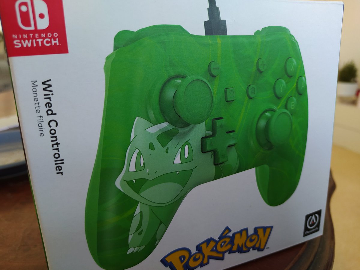 OxymoonArt's tweet image. I&apos;m in love 😍
#switch #pokemon #wirelesscontrol #editionpokemon #pikachu #nope #bulbizarre #green #beautiful #omg 🥰