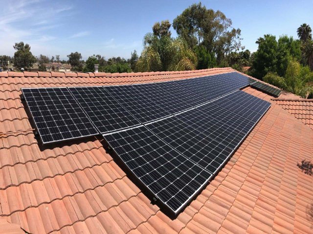GreenspireLLC's tweet photo. Another successful installation to more awesome homeowners! Raising hands Get a free energy assessment and lower your bill right away! ➡https://t.co/G91hYAc14x https://t.co/02g43IdVUp