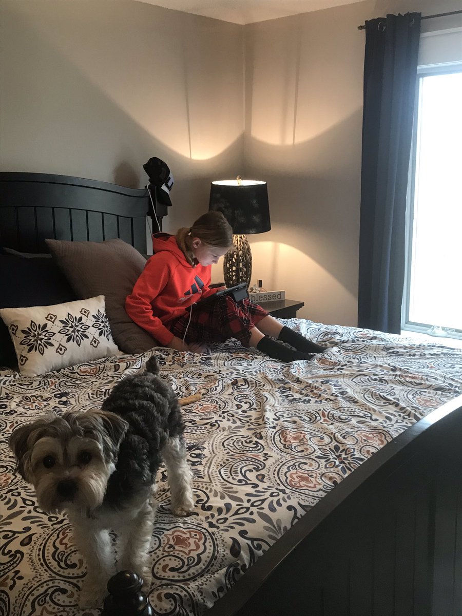 baumers23's tweet image. #DistantLearning #DifferentRooms #6ft #COVIDー19