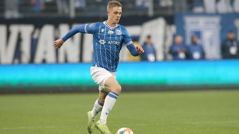  Robert Gumny - Lech Poznań (21) RBThe Polish right back was already targeted by clubs like Celtic, Southampton or Gladbach (he almost joined the German side but failed his medical in 2018) His biggest strenghts are his speed, crosses and interceptions.Market Value: €4.25m