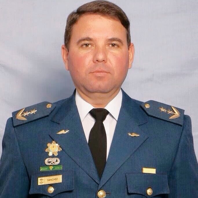 kerlingrodrigue's tweet image. Los Presos Políticos deben ser Liberados! Han sufrido torturas, desapariciones, violaciones de DDHH y del debido proceso, tratos crueles e inhumanos, vejaciones, arbitrariedades... pero ahí siguen con fortaleza, esperando Justicia y Libertad. 
#LiberenARupertoSanchez
#LibertadYa