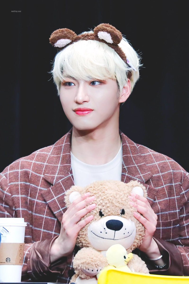 Park Seonghwa blonde hair↳ A necessary thread @ATEEZofficial  #SEONGHWA #봄의_빛나는별_성화야_생일축하해 #Always_Our_Star_Seonghwa #HAPPY_SEONGHWA_DAY