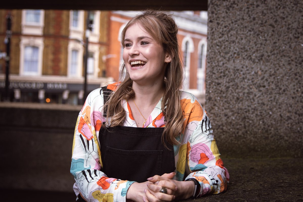 creativesofLdn's tweet photo. “I just wanted to work in a theatre and I didn’t really mind the price that I paid.”

Iona Holland (known to most as ‘Pie’) - Choreographer
Day job: Project Management and Investor Relations Assistant 

Full interview: https://t.co/c26DMnoHnG

#CreativesofLondon #CoL https://t.co/8zS6exvfyh