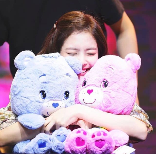 Jennie& #39;s gummy smile ; [a soft thread]