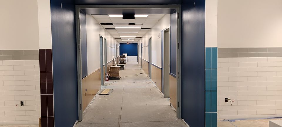 tacomaschools's tweet photo. CONSTRUCTION UPDATE: Piece by piece, our new schools continue to take shape. At Boze Elementary, crew members maintain a safe distance from each other while installing carpet, tile, flooring & cabinetry inside the building. #BuildingForAchievement #ThankYouVoters https://t.co/hVxYyhiSsX
