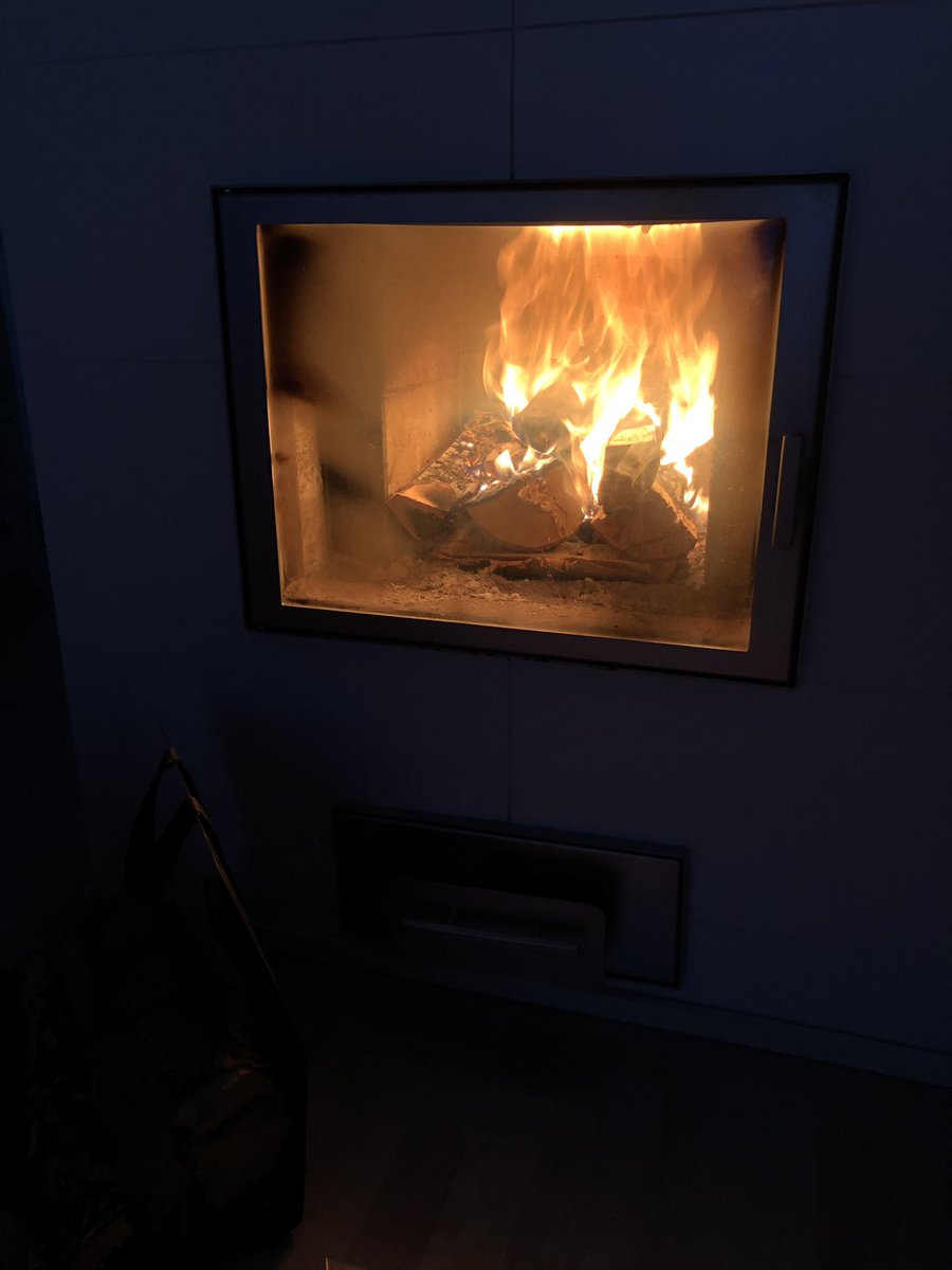 Elämäni kuvina päivä 7/7. Säännöt: Ei sanoja, ei ihmisiä. Joka päivä haastettava uusi ihminen mukaan. Kiitos haasteesta <a href="/AinoHuuhti/">Aino Huuhti🇺🇦🕊</a> @paseland1968 <a href="/NieminenPia/">Pia Nieminen</a> Tänään en haasta ketään