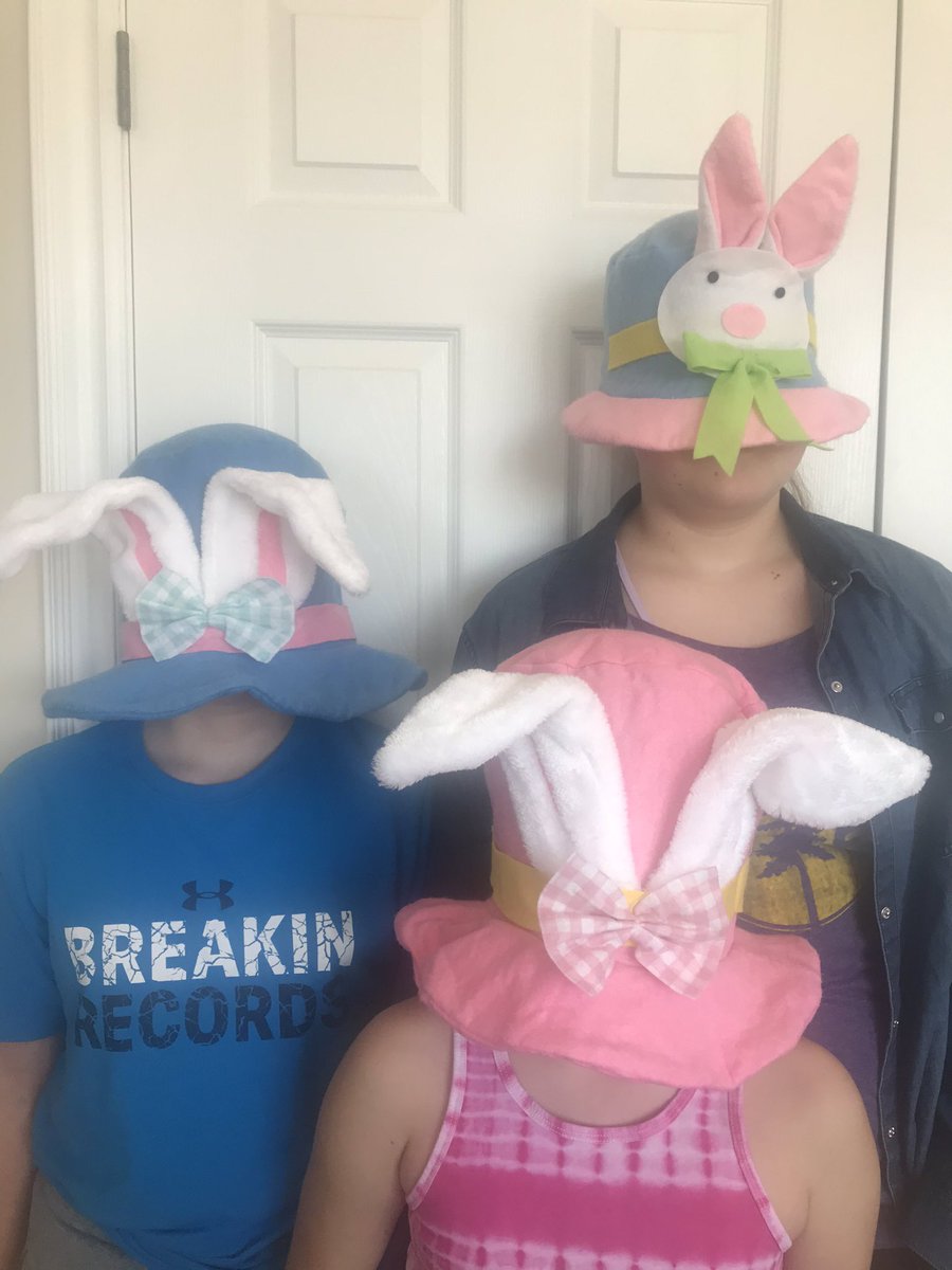 ABingeman's tweet photo. Here is hoppy that the bunny stops at our house. P.S. Don’t tell the kids I posted that picture. Lol  @MmeRoseBreslau @mswhitewrdsb @g_rodenburg @brewrdsb @MrsLoRusso https://t.co/EruTfoy9OC