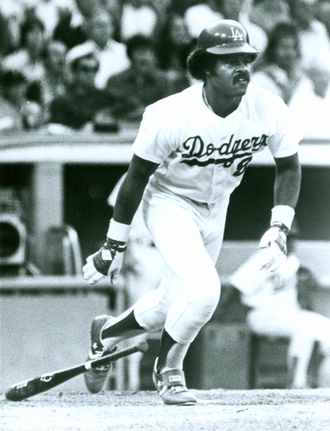 Reggie Smith, a World Series champion with the in 1981, also turns 75 today!
Happy birthday!   