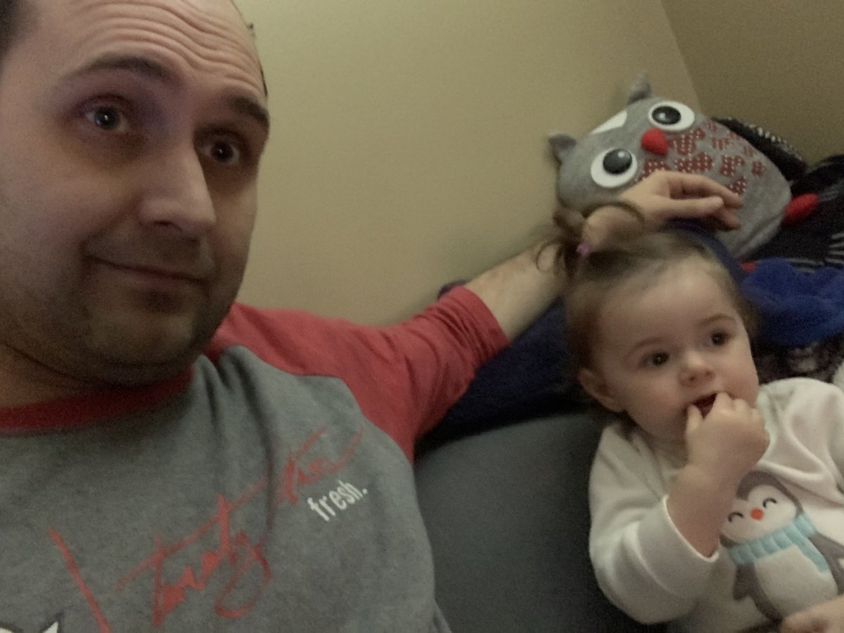WaldimarWallace's tweet photo. Sometimes working from home is hard. Sometimes it amazing! https://t.co/oTNTF4qf1i