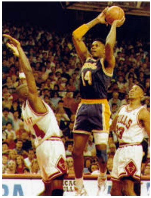 While he wasn& #39;t a star player, Sam Perkins was a solid NBA player. The early version of a stretch 4/5 big that could pull dominant PF & C away from the basketball becuz if they didn& #39;t guard Sam his smooth shooting touch from distance was a problem tms normally didn& #39;t account for