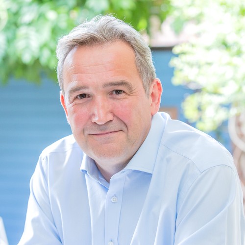 @PaulF_thebenKNX, UK KNX Business Manager for Theben has been elected as President of the KNX UK Association. He succeeds <a href="/iaingordon/">Iain Gordon</a> of #GESDigital who becomes vice president.
bit.ly/2X2krl2