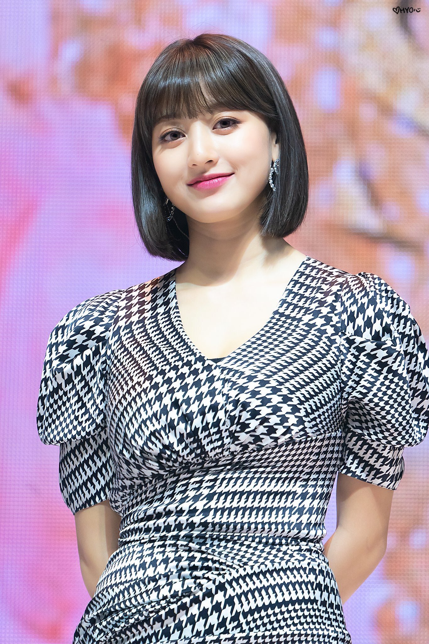 みう 在 Twitter 上 Day8 ジヒョちゃん 個人的にジヒョちゃん前髪ありボブとロング大好き どタイプ めちゃくちゃ可愛いやんけ 19年はいろいろあって大変だったと思うけど今年はonceがジヒョちゃん笑顔にできたらいいなと思います Twice Jihyo