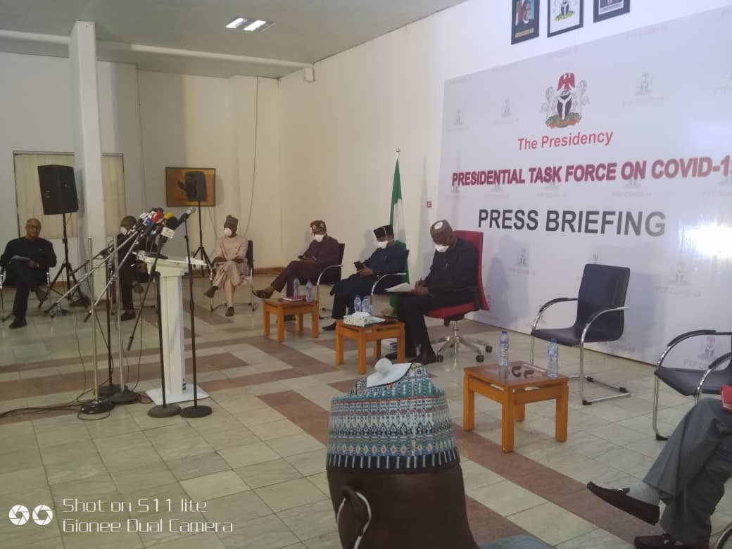 Today, NCDC was part of the press briefing by the Presidential Task Force on Coronavirus convened by  @OfficialOSGFNG to provide updates on  #COVID19Nigeria. As at today, 174 confirmed cases of  #COVID19 have been confirmed in  #Nigeria with 9 discharged cases and 2 deaths