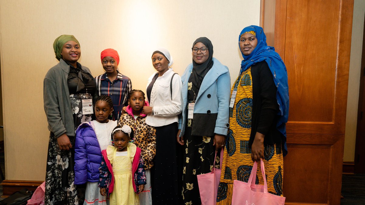 RISEsisterhood's tweet image. The Sisterhood was proud to present our 2020 Muslim Women's Leadership Conference: Right Time, Right Now on Saturday, March 7, 2020. Thank you to 
@adjagildersleve for the photography! See more photos → facebook.com/pg/revivingsis…

#RightTimeRightNow
