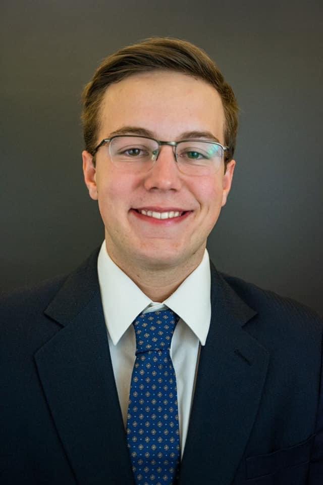 🚨 Greek Student Spotlight! 🚨 

Meet Drew Elliott from <a href="/wvudeltachi/">WVU Delta Chi</a> 

According to his advisor @RickieRoseWVU:

“Drew is an amazing asset to Delta Chi. He has has done an amazing job building connections and planning events for the brothers. He's a social butterfly.”
