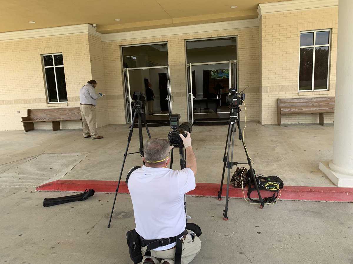 AbbiRochaTV's tweet photo. #HAPPENINGNOW Pastor Tony Spell of Life Tabernacle Church is holding a press conference with Judge Roy Moore. Media is standing outside to #socialdistance Spell refused to hold the presser outside. https://t.co/505OLqJwrM