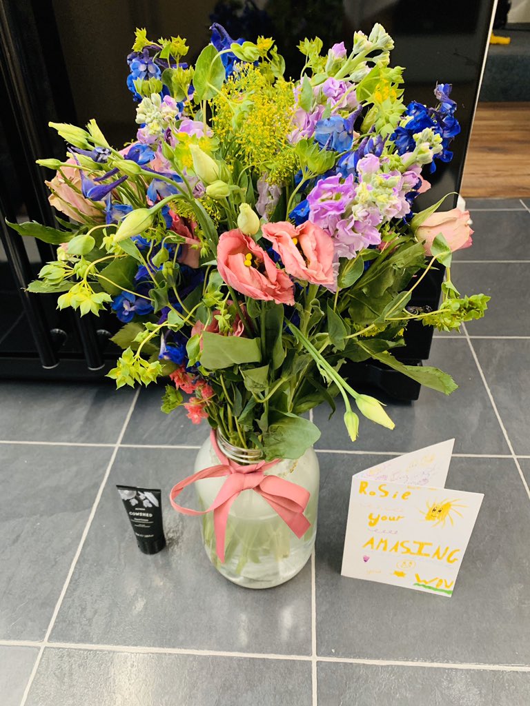 I came home to this lovely bunch of flowers delivered from Group A ALP course. This was very overwhelming but appreciate the love and support you all have given me in the past 3 weeks. Thank you #ALP #NIHRALP
#weinittogether
#ALP2019
#researchtogether
#onthefrontline
#savinglives