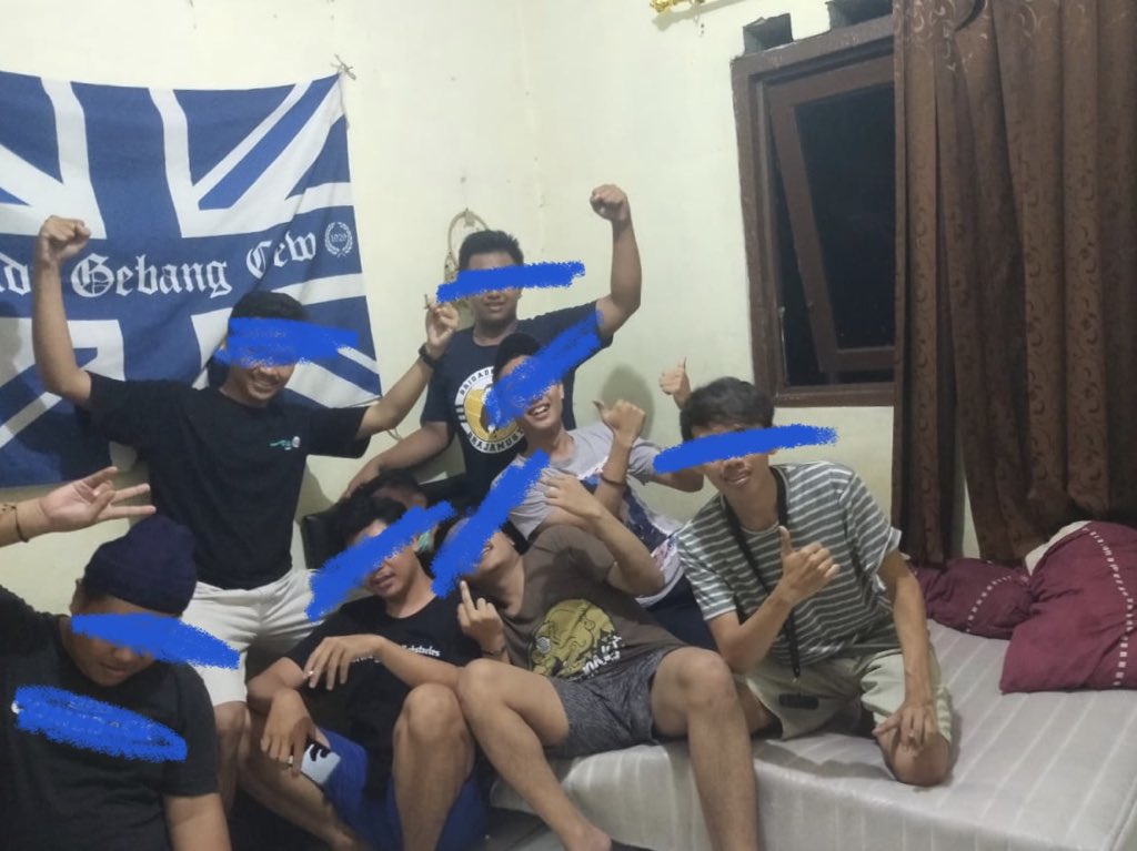 CandiGebangCrew's tweet photo. #Pertemuanadalahkabar🔥 Covid-19 pergilah~ kami rindu tribun💙 https://t.co/A2rJnB5zey