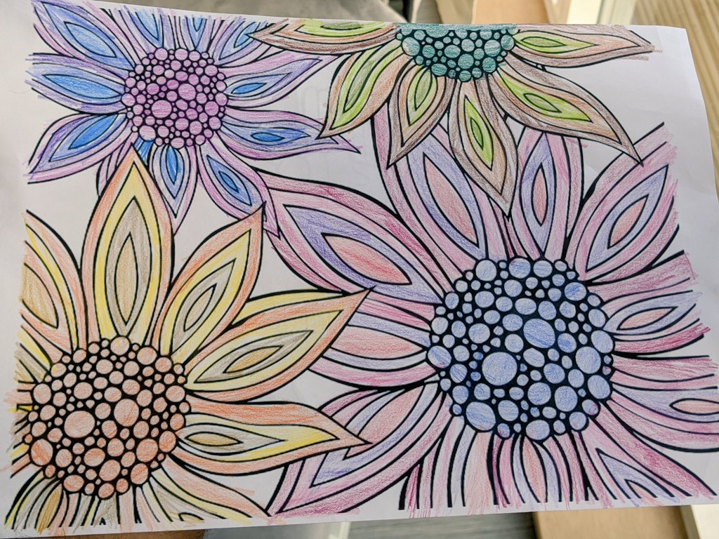 deepakdeepfacto's tweet photo. @ololn11 Today was a day to bring out the colours - physically and digitally. Danica's flower and butterfly paintings #purplemash #paintprojects https://t.co/3scA8pBQci