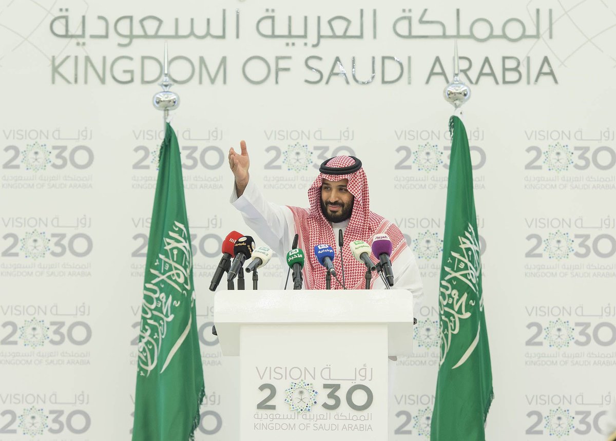 إلى وقت قريب اعتمادنا على النفط "مصيري" فالنزول في الأسعار يعني تعثر لمشاريع وكساد وانهيار لبعض القطاعات،كنا نعيش "إدمان النفط" كما قال سيدي ولي العهد

أما اليوم نحن من يخفض الأسعار ويفرض استراتيجياته على العالم وللخصوم الرضوخ.عشت ياقائد الرؤية ذخر و فخر #محمد_بن_سلمان_لاقال_فعل