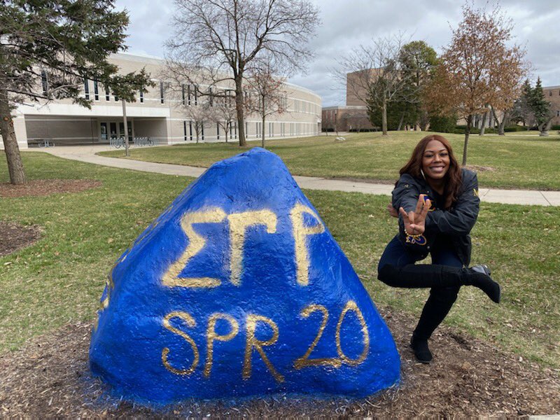 __stephK's tweet image. Sorry I went MIA, but I’ve been striving to get to Σigmaland...

Y’all may know me as Stephanie or StephK but in Σigmaland, they call me RHOyal Radiance because I’m the LIGHT🌟 of this line 💛💙 

#TAILclu6 #6Club #SPR20 #prettypoodle 
#1922 #SGRHO #ΜuTheta EEE-YIPPP
