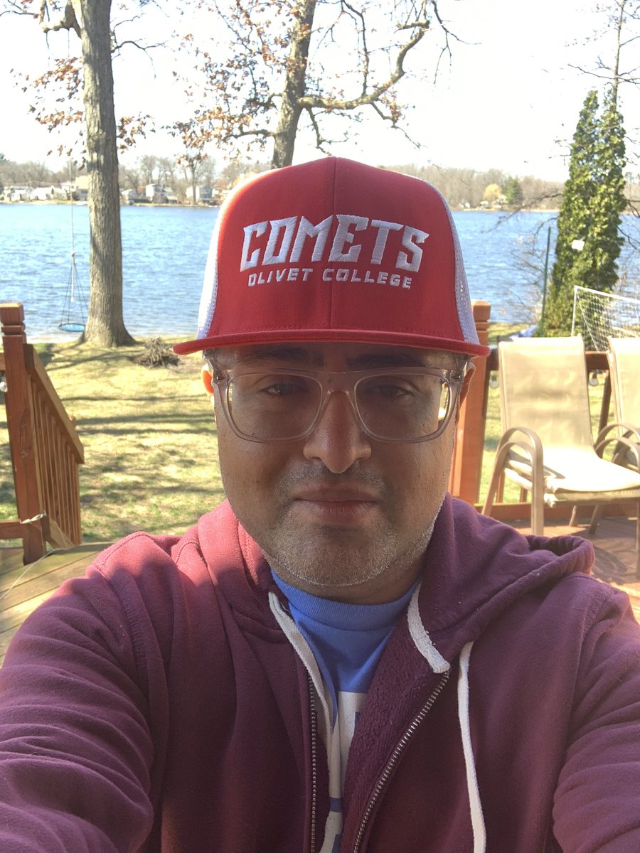 PleasantLakeEl's tweet photo. @MaktariNayal has his @olivetcollege hat on for #PLESpiritWeek! Where is @PLEPhysEd and his @albioncollege hat? @WalledLkSchools @kennethgutman @CatherineKocha1 @ple_pta #community #havefun https://t.co/JmkqR8Hbcg