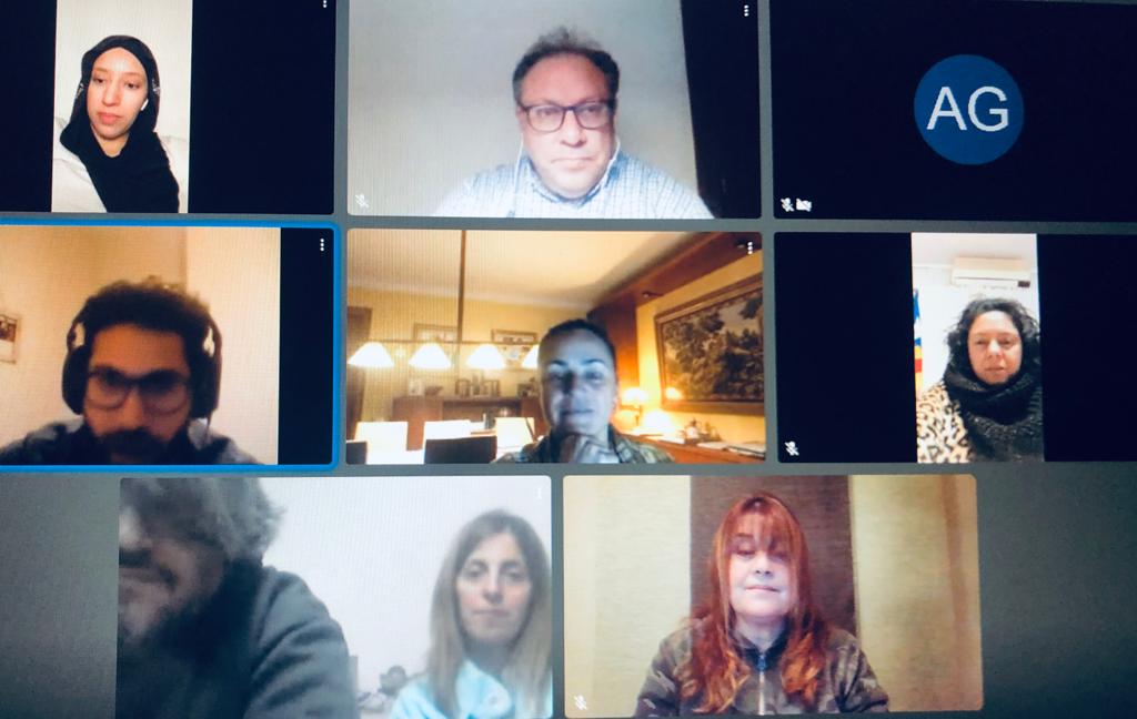ERC_elvendrell's tweet photo. Avui hem fet la reunió setmanal de l'executiva d'@ERC_elvendrell Encara que en #confinament seguim treballant per la nostra vila. #conectemnos #ElVendrell #joemquedoacasa https://t.co/FJVhtwC6r9